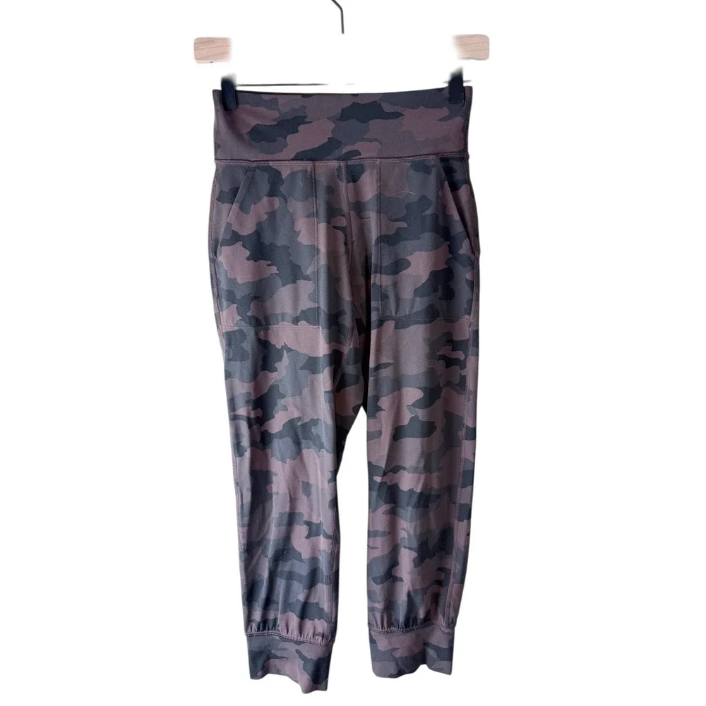 Lululemon Align Jogger Crop 23 Heritage 365 Camo‎ Brown Earth Multi Size 4 Nulu